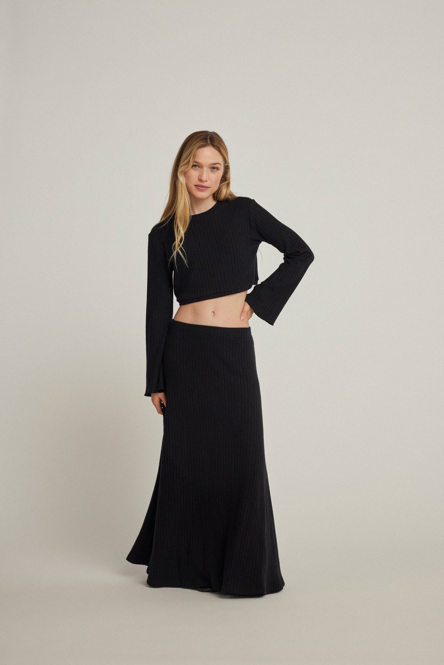 Agnes Black Flare Knit Skirt