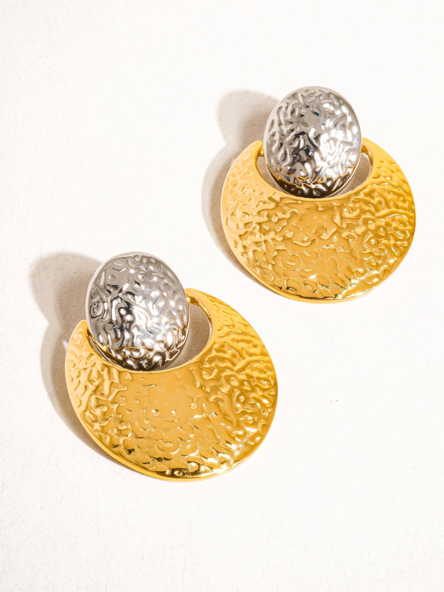 Gabrielle 18K Non-Tarnish Classic Round Hoop Earring