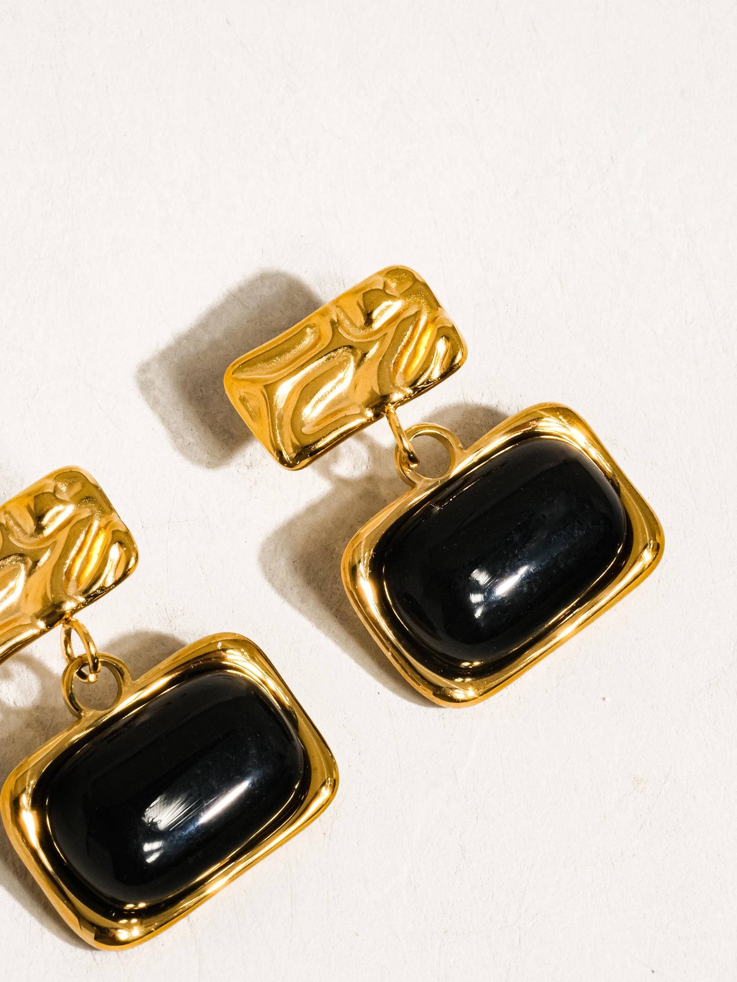 Nineve 18K Gold Non-Tarnish Black Square Dangle Earring