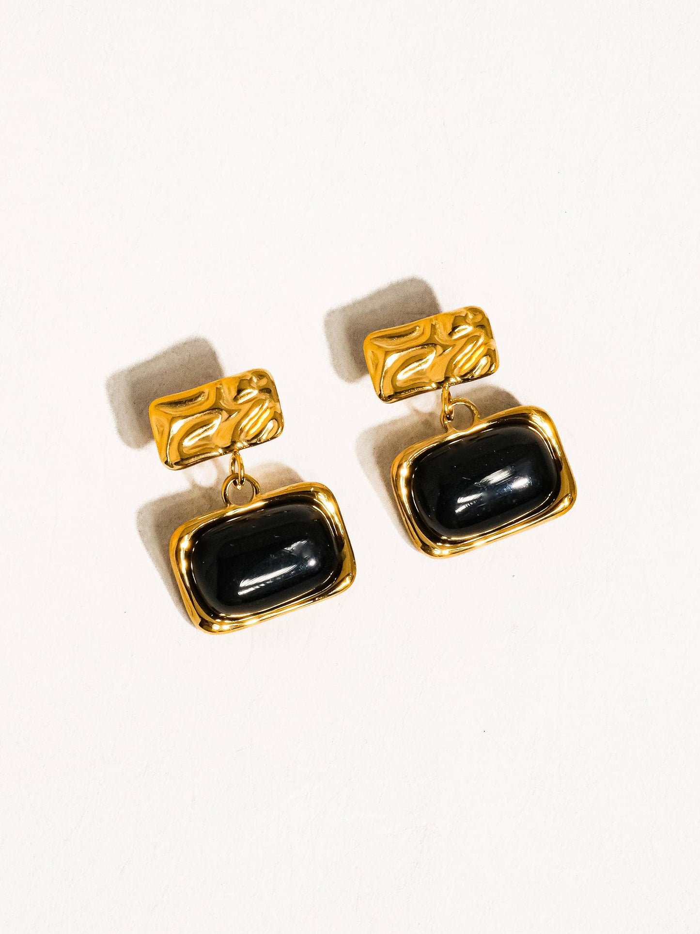 Nineve 18K Gold Non-Tarnish Black Square Dangle Earring