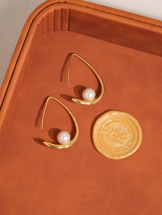 Tia 18K Gold Classic Pearl Drop Earring